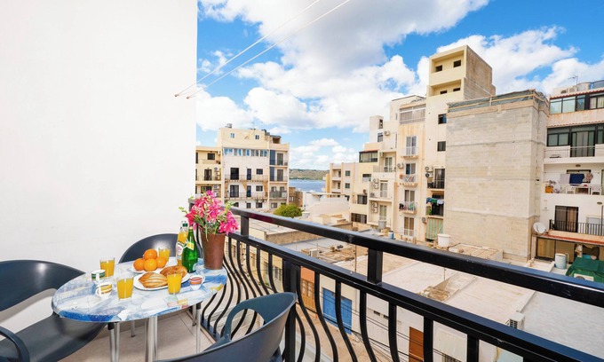 Bugibba Apartment | Seashells 2 Bedroom Apartment.