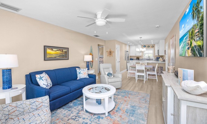 Sanibel Condo | SeaShells Unit 40 – Island Getaway with Pool, Pickleball & Beach Access