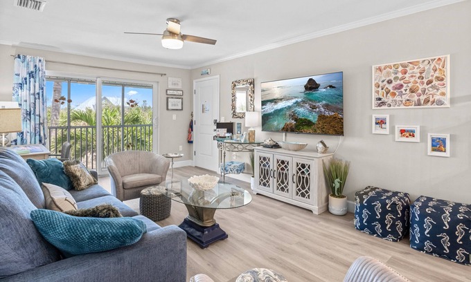 Sanibel Condo | SeaShells Unit 43 – Bright & Cheerful 2BR/2BA with Easy Beach Access
