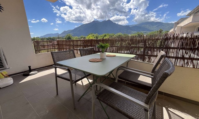 Moriani-Plage Apartment | Seaside Haven: Air-Conditioned 1BR with Terrace, Near Beach and Shops