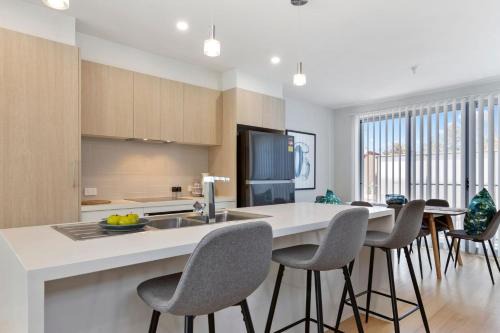 Apollo Bay Apartment | Seaside Apartment 5