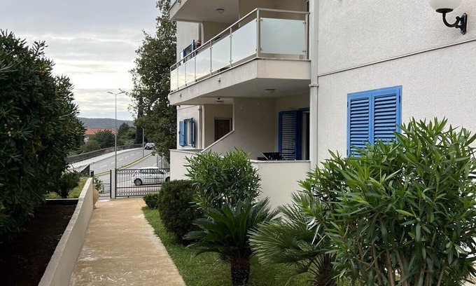 Becici Apartment | Seaside Apartment Near the Beach