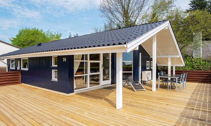 Bjert House | Seaside Haven with Spa - By Traum Ferienwohnungen