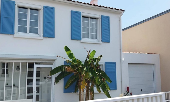 Chateau-d'Olonne House | Seaside house with bicycles