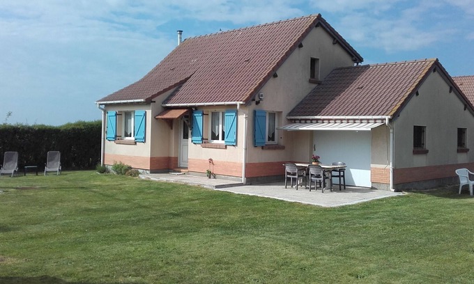 Mesnil-Val House | Seaside house