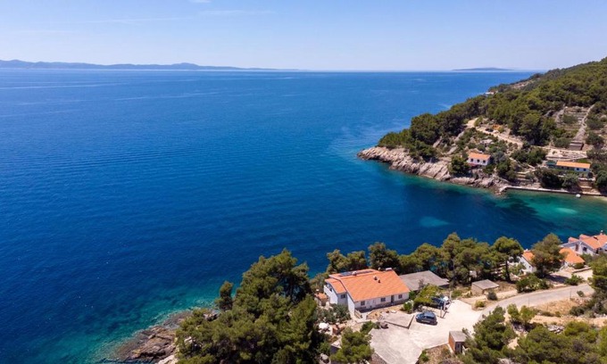 Gdinj Apartment | Seaside secluded apartments Cove Torac, Hvar - 575