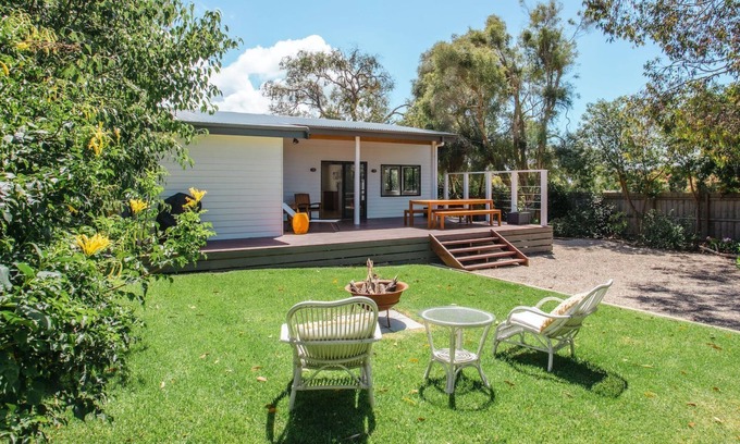 Flinders Cottage | Seaside Serenity, Escape to a beautiful beach house steps away from the ocean, pier and golf course.