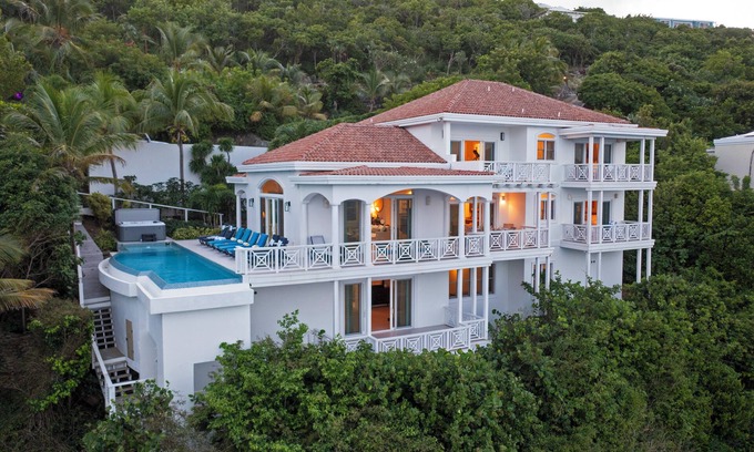 Magens Bay Villa | Seaside Splendor at Villa Como with Jacuzzi & Optional Heated Pool