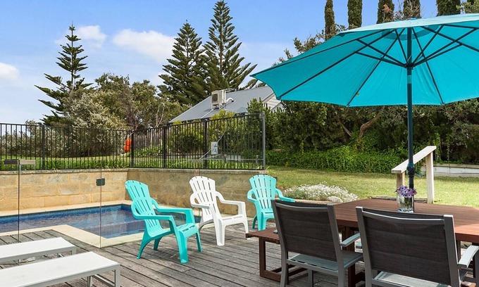 Sorrento House | Seaside Splendour - House with Pool, Spa and a walking distance to Sorrento