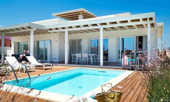 Reitani Villa | Seaside vacation villa rental Sicily with pool and AC