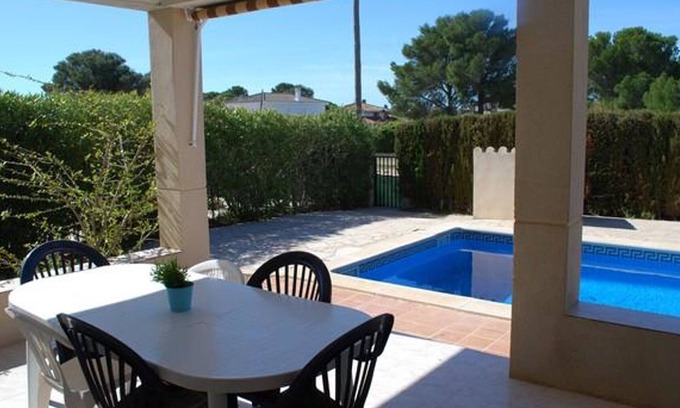 Calafat House | Seaside Villa in Costa Dorada: Private Pool, BBQ, Near Beach, Perfect for Families