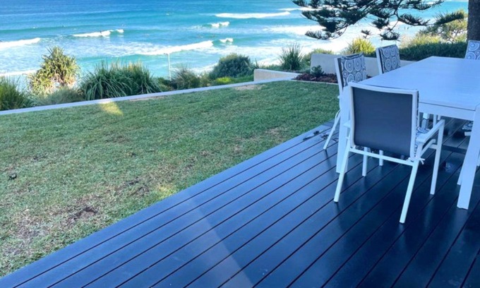 Caloundra Apartment | Seaspray Unit 1 - Stunning Apartment with Ocean View