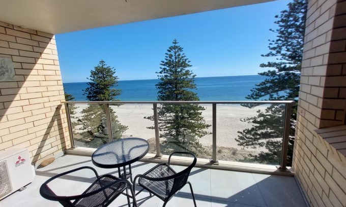 Glenelg Apartment | Seaview Escape Glenelg