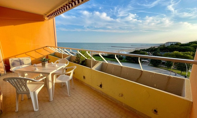 Porto Santa Margherita Apartment | Seaview flat for up to five guests
