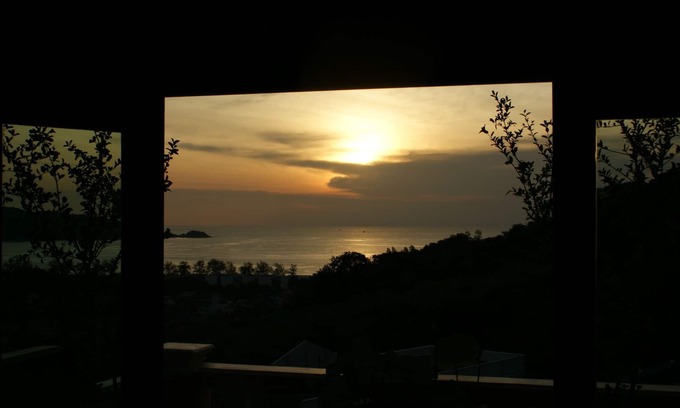 Patong Apartment | Seaview large (85 sqm) apartment one bedroom with jacuzzi