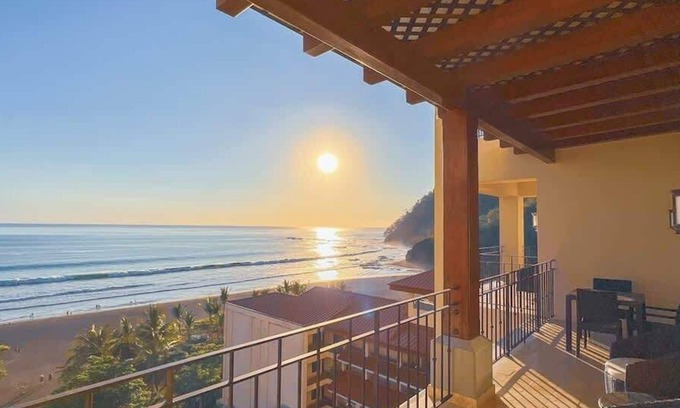 Barrio Los Faroles Condo | Seaview Oasis 1-BR Suite in Croc's casino resort