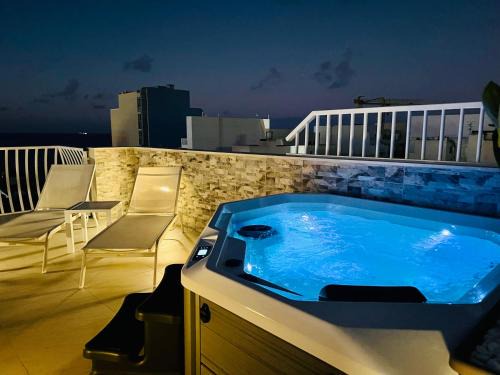 Bugibba Apartment | Seaview Portside Penthouse SUPERIOR