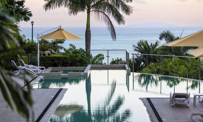 Airlie Beach Apartment | Seaview Serenity Whitsundays