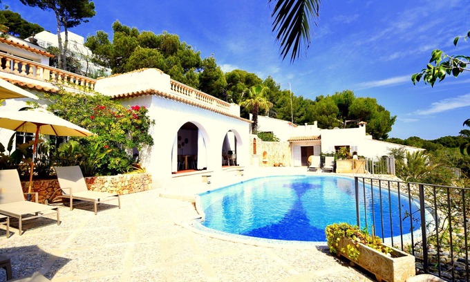 Provensals Villa | Seaview Villa in the first Line of the sea near to the beach of Font de Sa Cala