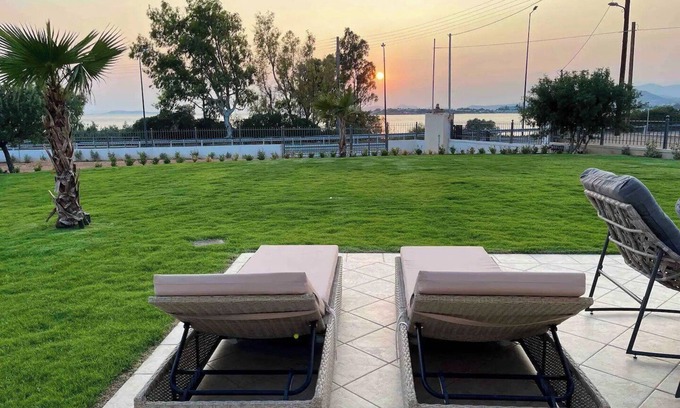 Saronikos Villa | Seaview Villa Raf
