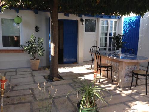 Saint-Laurent-d'Aigouze Bed & Breakfast | Seb&Laeti Guesthouse