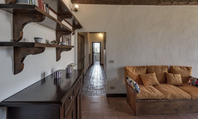 Mensanello Apartment | Seccatoio-4+1 apartment in the main village