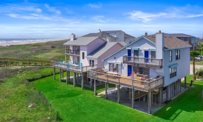 Pointe San Luis House | Secluded Beachfront House w/Gorgeous Water Views