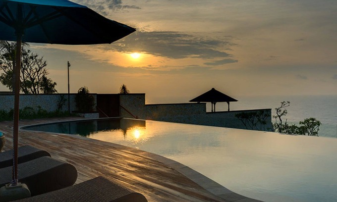 Kutuh Villa | Secluded Elegance with Ocean Views – Bali Villa 1090