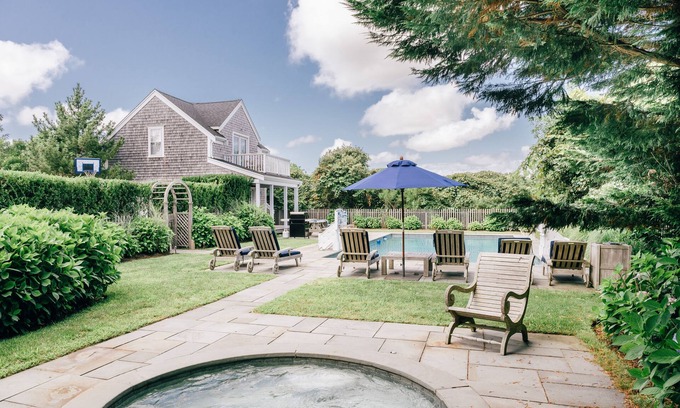 Madequecham House | Secluded estate with private pool and spa steps to the beach