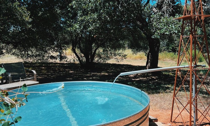 Glen Rose House | Secluded getaway, 2BR, near Fossil Rim, 900 acres, hiking, farm animals