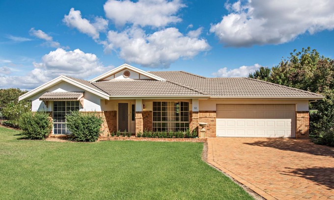 Central Mudgee House | Secluded Home with BBQ, Idyllic Views Over Mudgee