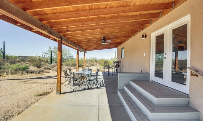 Marana House | Secluded Marana Home w/Viewing Decks + Privacy!