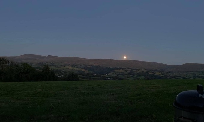 Llangadog RV Rental | Secluded Startent stunning scenery