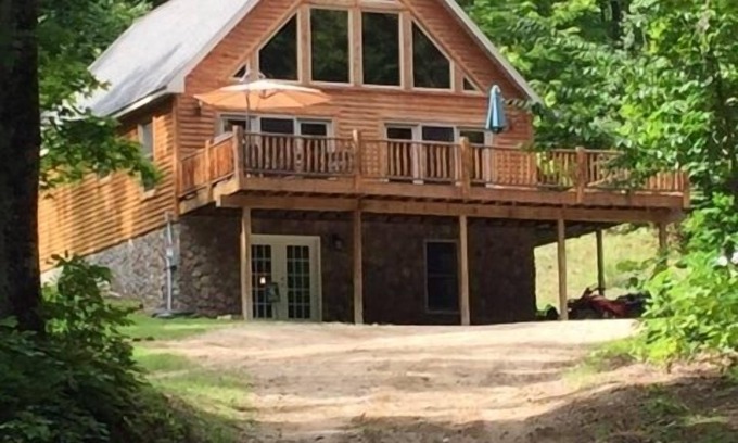 Boyne City Ski Chalet | Secluded Yet Close To Boyne Mountain and Boyne City