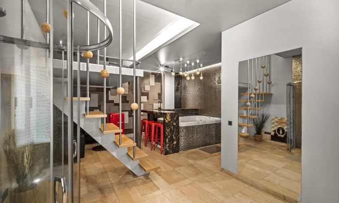 Business District Apartment | Secret Lounge - Cozy Studio with Sauna and Jacuzzi