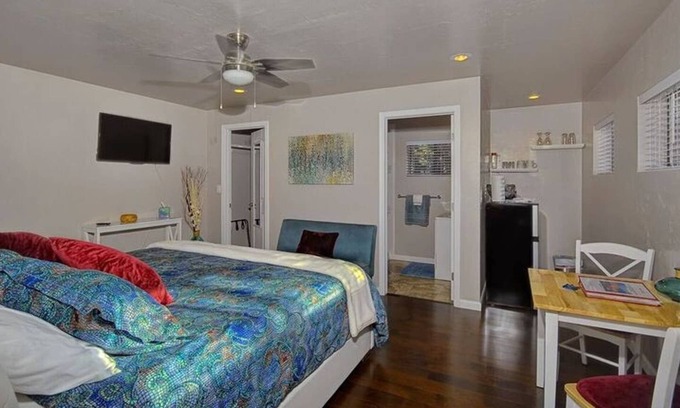 Sedona Apartment | Sedona Inspired Studio Suite with Hot Tub