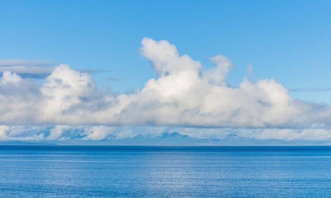 Regional District of Nanaimo Apartment | See the Sea! nA beautiful, fully furnished, one bedroom, semi-oceanfront, suite!