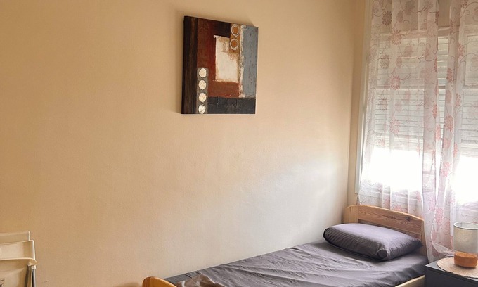 Hai Yaghmourassen Apartment | Seemingly overlooking the sea and Santa Cruz