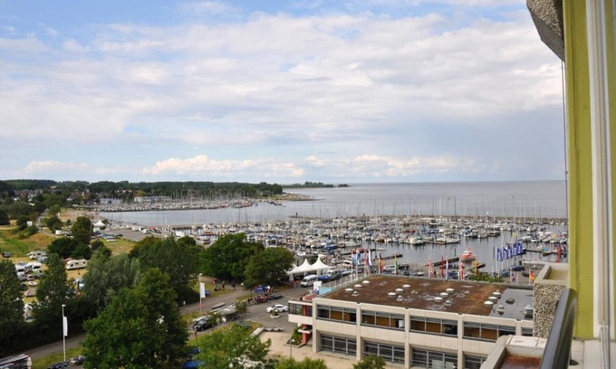 Schilksee Apartment | Sehr Schönes 2-zi.-appartement Kiel Schilksee Olympiazentrum. Haustierfreundlich