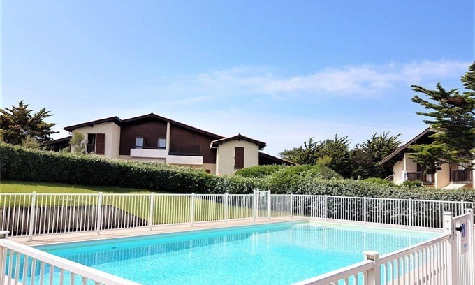 Le Penon House | Seignosse Ocean, 2-star patio villa, WiFi, located 250m from the beach, one parking space, ideal.