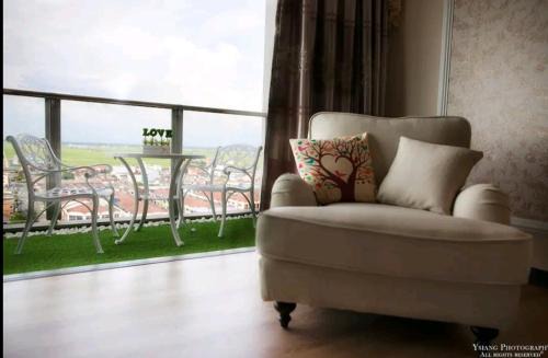 Sekinchan Apartment | Sekinchan PaddyView Homestay 高楼 看稻田 阳台民宿