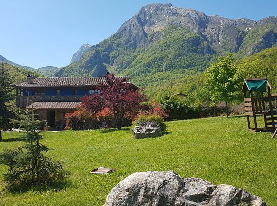 Quiros Cabin | Self catering Valle de Bueida for 4 people