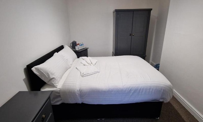 Doncaster House | SELF CHECK IN APARTMENT DONCASTER