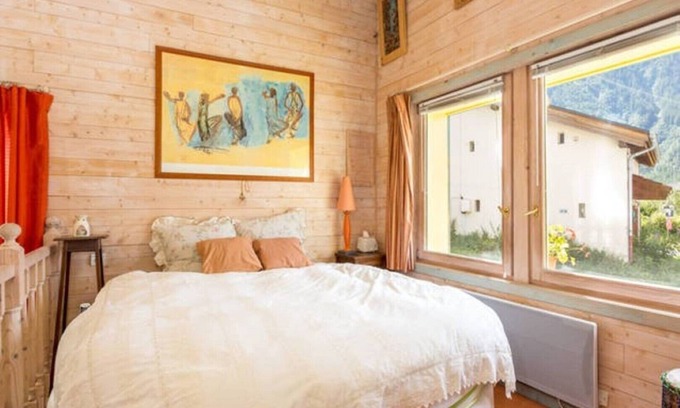 Argentiere Apartment | Self-Contained EN-SUITE 32 sm in Chalet SUNSHINE (New)