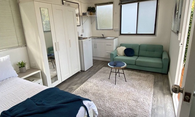 Empire Bay Apartment | Self contained private garden studio