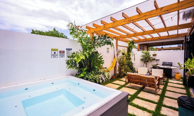 Bavaro Villa | SelfCheck 3 BED PRIVATE Jaccuzzi 3ba Downtown PUNTA CANA 10 min!PUJ airport