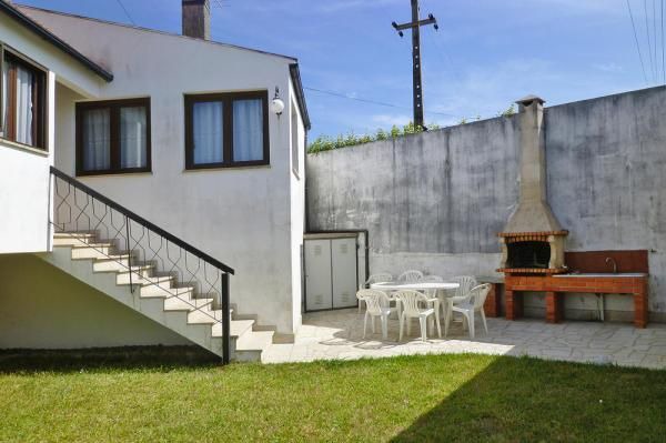Apulia House | Semi-detached house, Apúlia in Costa Verde - 7 persons, 4 bedrooms