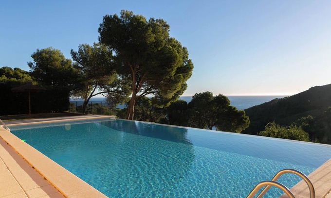 Begur House | Semi-detached w/views in Sa Tuna, Begur (H05)