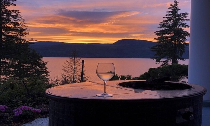 Blind Bay House | Semi-lake front on Shuswap lake with private beach dock and bouy.