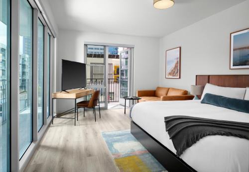 East Village Hotel | Sentral Gaslamp Quarter